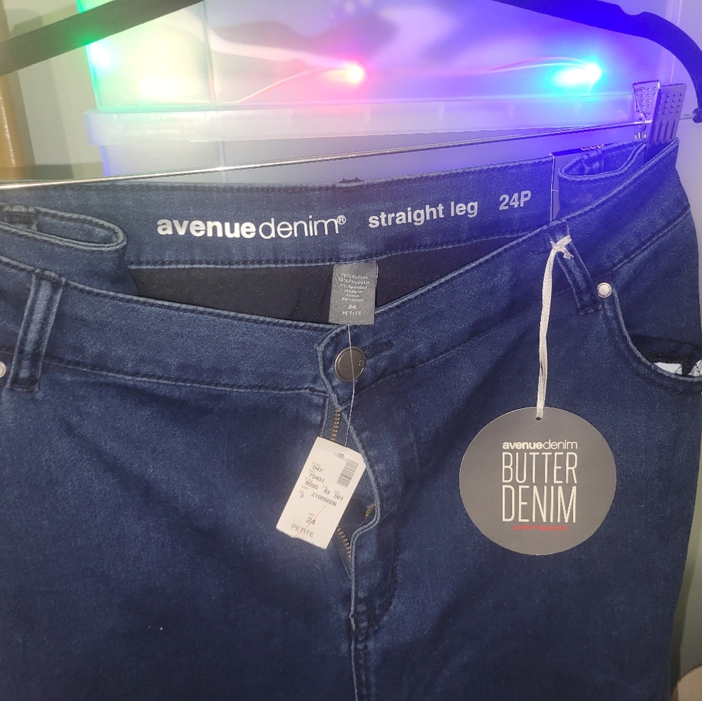 AVENUE BUTTER DENIM - Picture 5 of 7